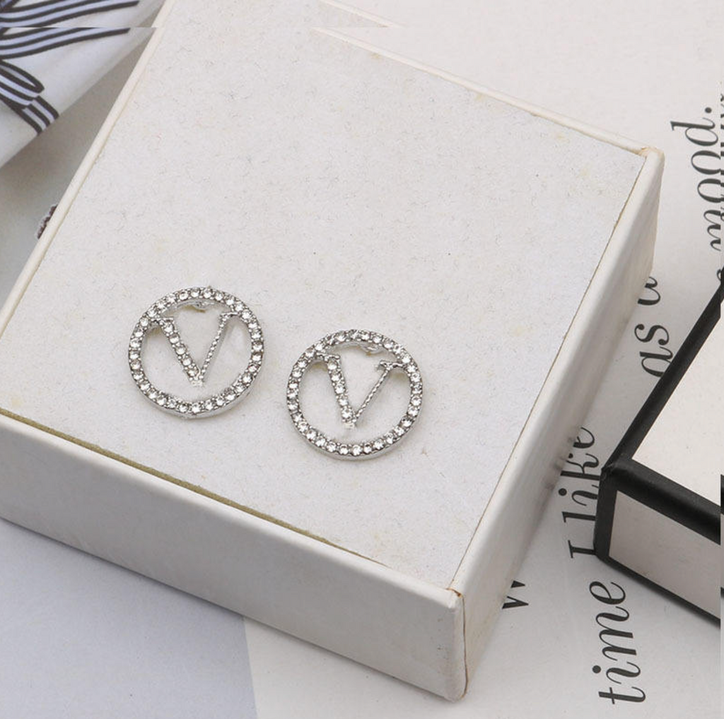 Luxury Letter Gold Stud Earrings for Women